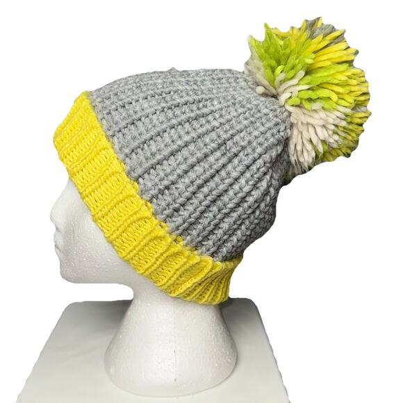 Pom Pom Knit Beanie Hat Gray Yellow Green University Oregon Ducks NCAA Winter - Picture 4 of 6